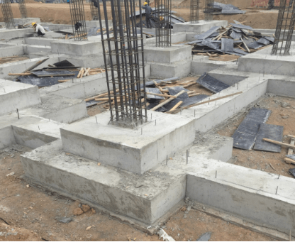 西北電建承建新疆哈密景峽風電項目土建工程正式啟動，新能源建設再添新動能